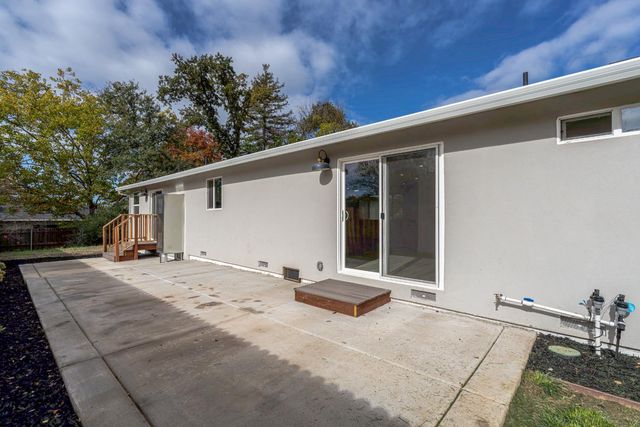 6838 Grant Ave, Carmichael, CA 95608