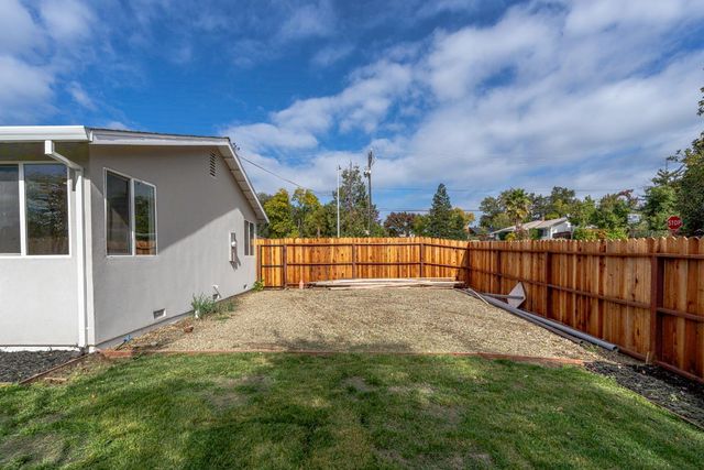 6838 Grant Ave, Carmichael, CA 95608