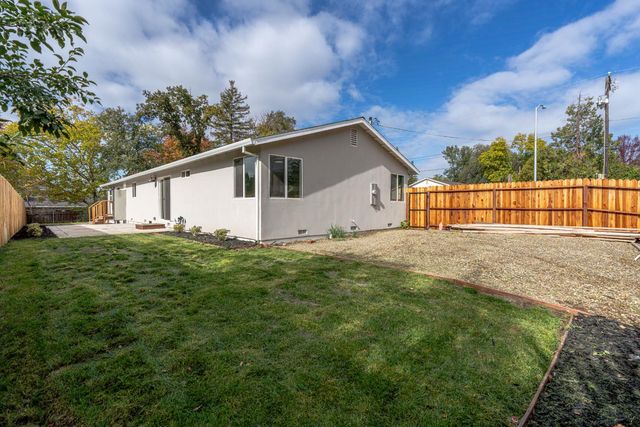 6838 Grant Ave, Carmichael, CA 95608