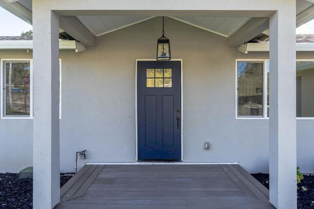 6838 Grant Ave, Carmichael, CA 95608