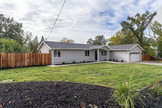 6838 Grant Ave, Carmichael, CA 95608