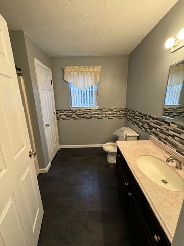 60 Lilac Circle 60, Marlborough, MA 01752