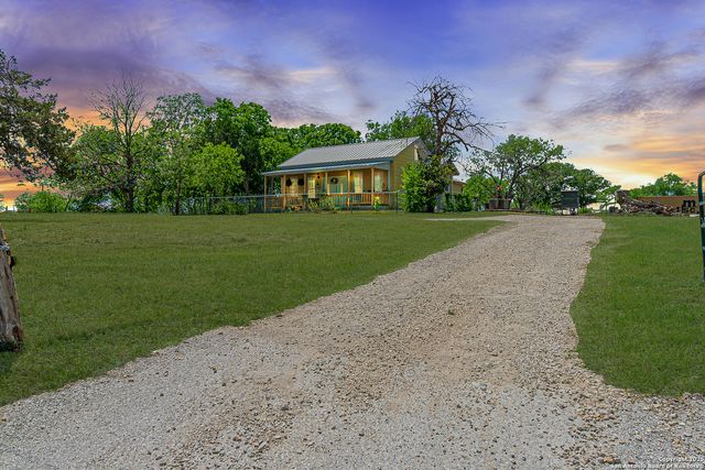 6432 FM725, New Braunfels, TX 78130