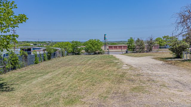 6432 FM725, New Braunfels, TX 78130