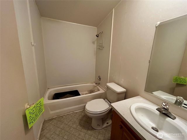 190 Village Lane, Sequim, WA 98382