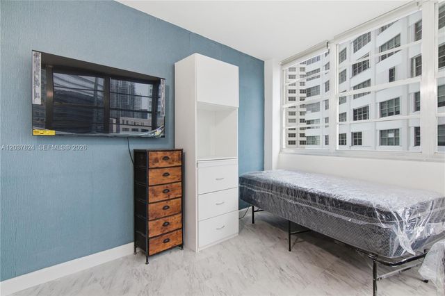 801 Brickell Bay Drive 764, Miami, FL 33131