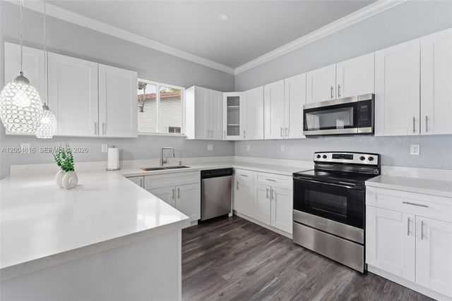 5628 Flagler Street, Hollywood, FL 33023