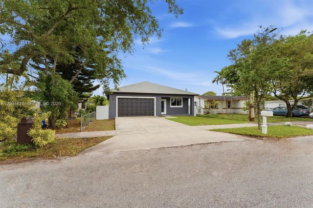 5628 Flagler Street, Hollywood, FL 33023