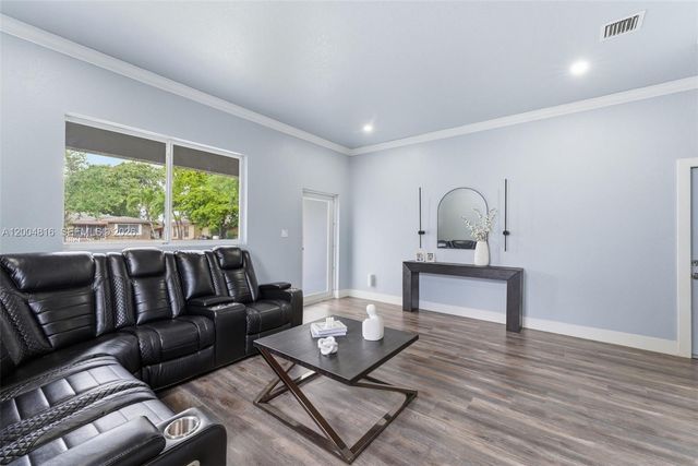 5628 Flagler Street, Hollywood, FL 33023