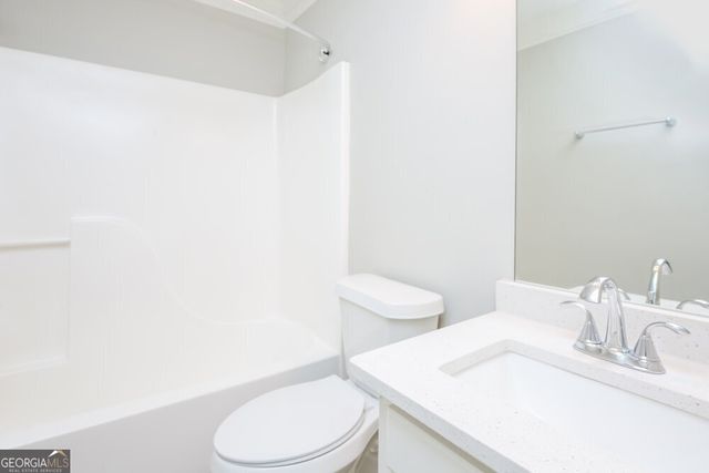 215 Ashland Manor Drive, Lawrenceville, GA 30045