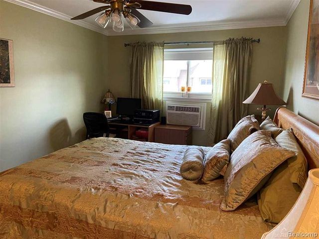 7485 Woodview Street 3, Westland, MI 48185