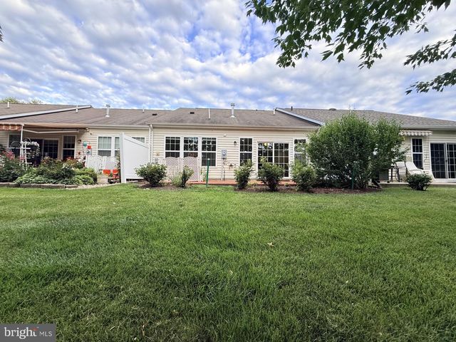 213 LONG POINT DR, Fredericksburg, VA 22406
