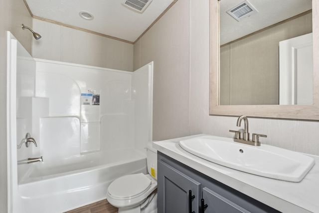 522 Watts Lane, Camden, SC 29020