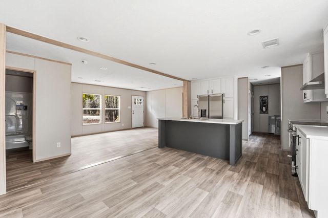 522 Watts Lane, Camden, SC 29020