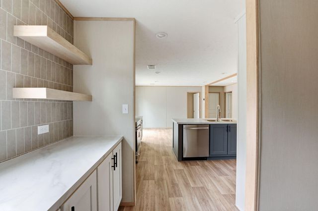 522 Watts Lane, Camden, SC 29020