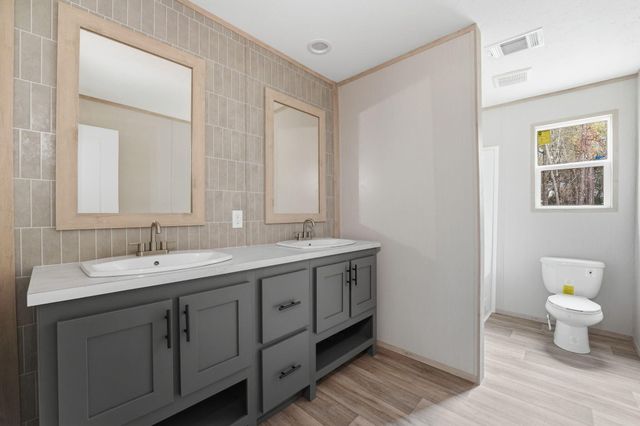 522 Watts Lane, Camden, SC 29020