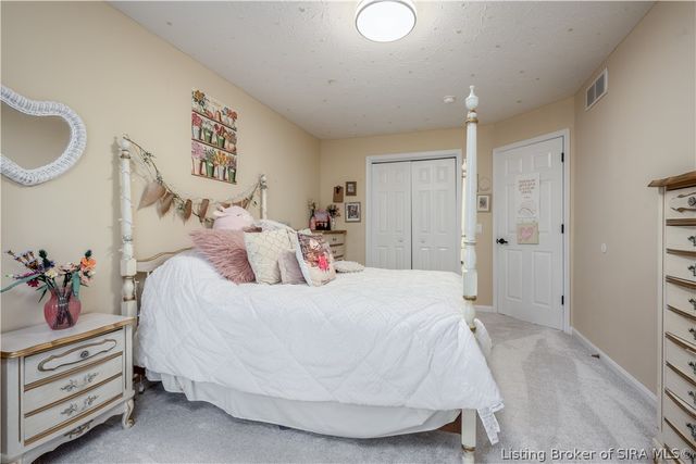 11901 Columbus Parkway, Sellersburg, IN 47172