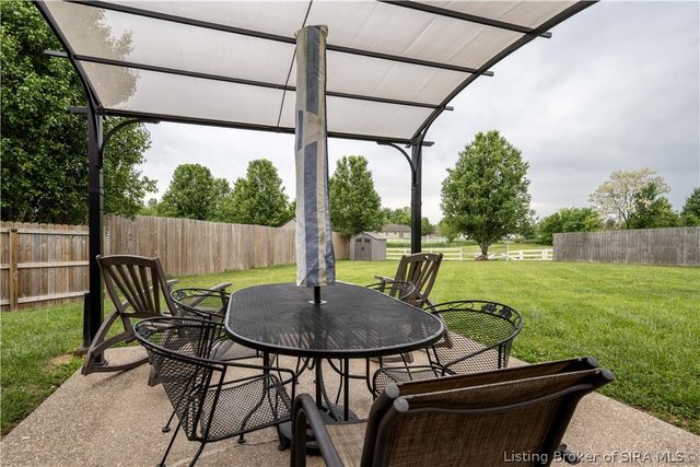 11901 Columbus Parkway, Sellersburg, IN 47172