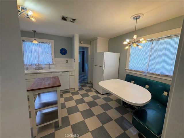 330 W Whiting Avenue, Fullerton, CA 92832