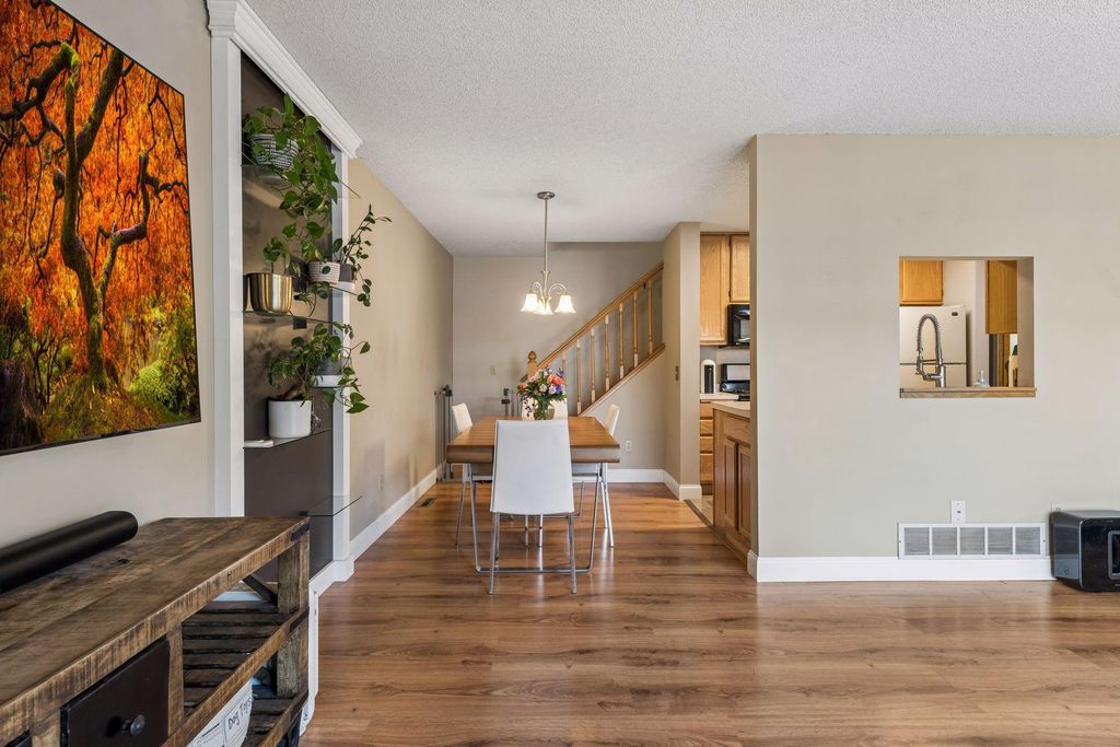 14371 Estates Avenue, Apple Valley, MN 55124 — photo 3
