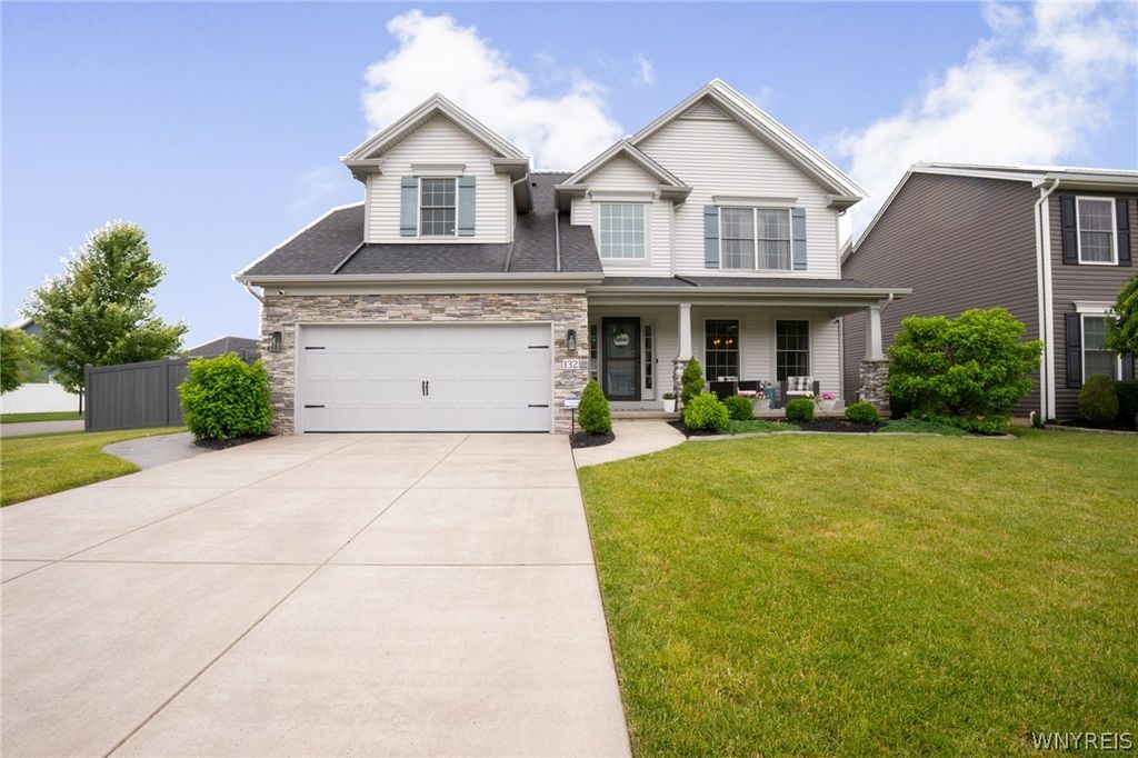 132 Boxelder Lane, Amherst, NY 14228
