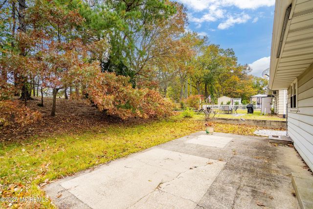 1645 Mount Everest Lane, Toms River, NJ 08753