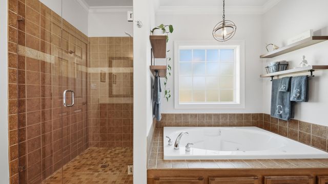 1782 Sterling Point NW, Cleveland, TN 37312