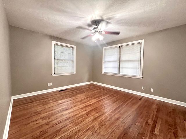 704 FOREST Lane, Benton, AR 72019