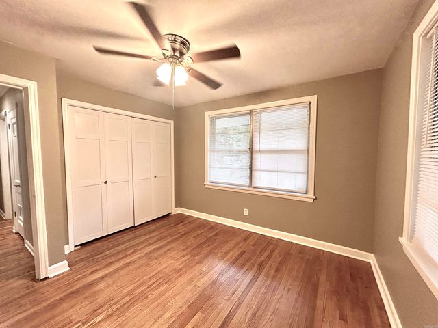 704 FOREST Lane, Benton, AR 72019