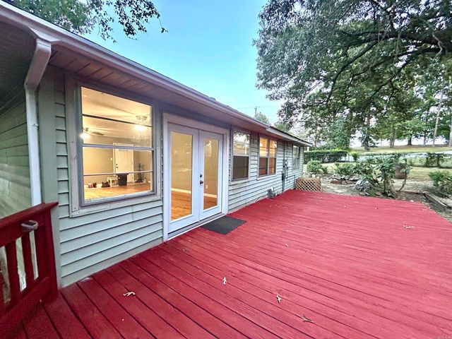 704 FOREST Lane, Benton, AR 72019