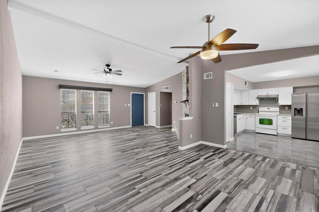 5613 Powers Street, The Colony, TX 75056