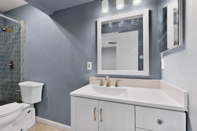 5613 Powers Street, The Colony, TX 75056