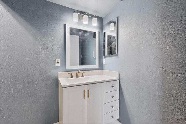 5613 Powers Street, The Colony, TX 75056