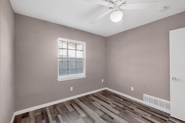 5613 Powers Street, The Colony, TX 75056