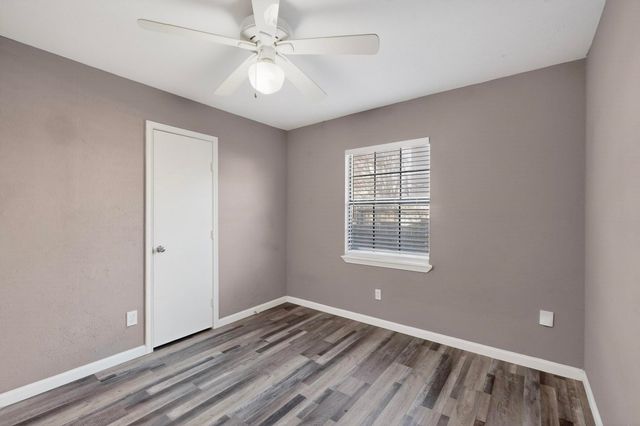 5613 Powers Street, The Colony, TX 75056