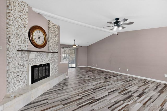 5613 Powers Street, The Colony, TX 75056