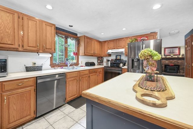 110 Ring Rd, Kingston, MA 02364