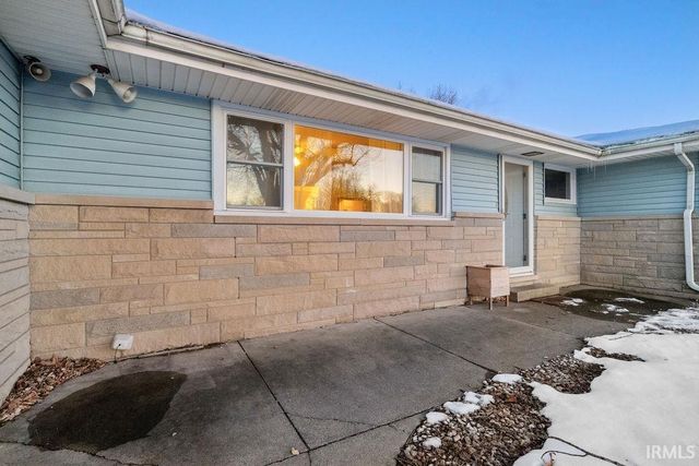 3021 MAYFAIR Drive, Kokomo, IN 46902