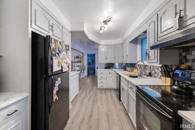 3021 MAYFAIR Drive, Kokomo, IN 46902