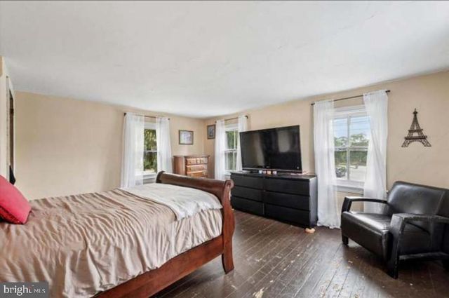 617 MANCHESTER AVE, Media, PA 19063