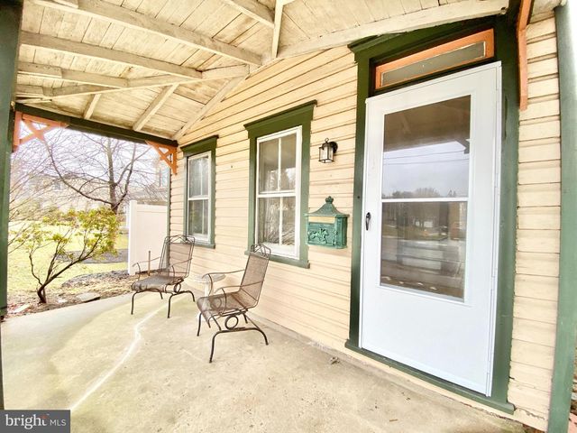 617 MANCHESTER AVE, Media, PA 19063