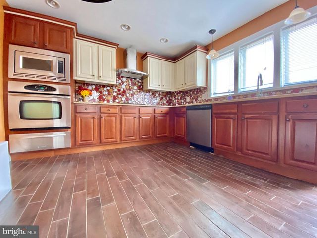 617 MANCHESTER AVE, Media, PA 19063