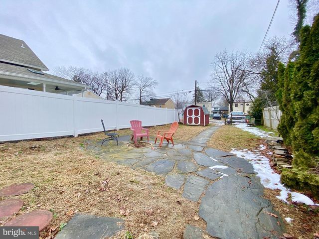 617 MANCHESTER AVE, Media, PA 19063