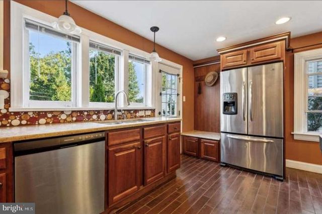 617 MANCHESTER AVE, Media, PA 19063