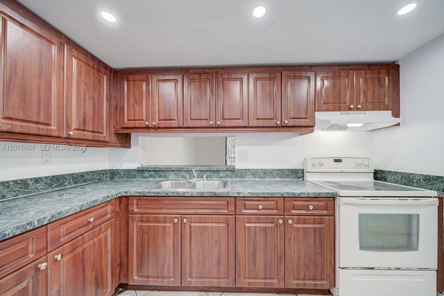 8420 SW 133rd Ave Road 224, Miami, FL 33183
