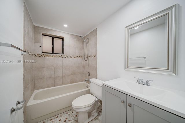 8420 SW 133rd Ave Road 224, Miami, FL 33183