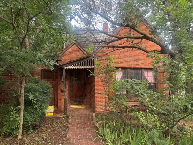 1002 Ross Avenue, Abilene, TX 79605