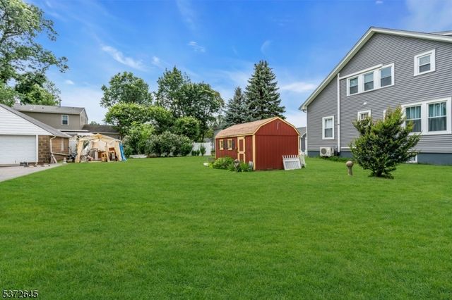 98 Douglas Ave, Franklin Twp., NJ 08873
