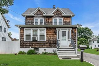 98 Douglas Ave, Franklin Twp., NJ 08873