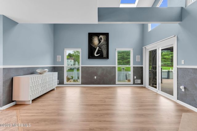 81 Ortley Court, Matawan, NJ 07747